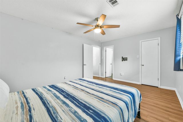 19611 Suncove Lane, Humble, TX 77346