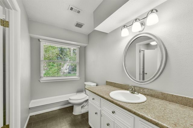19611 Suncove Lane, Humble, TX 77346