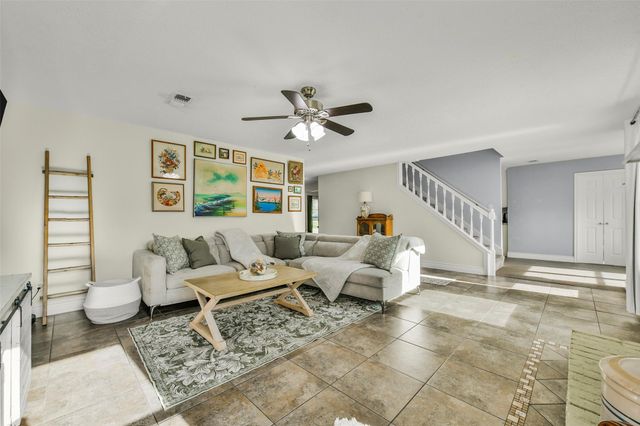 19611 Suncove Lane, Humble, TX 77346