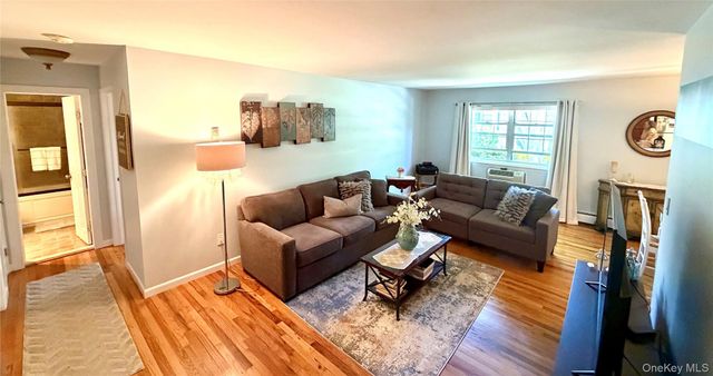 328 Lakeland Avenue 1A, Sayville, NY 11782