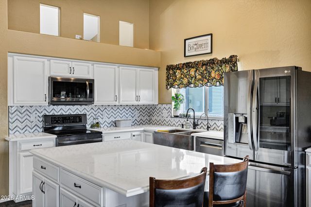 15226 W Post Drive, Surprise, AZ 85374