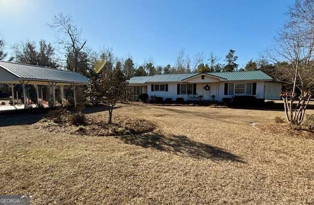 425 Hunter Road, Baxley, GA 31513
