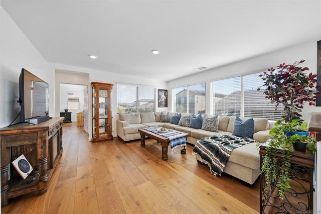 29835 Gypsy Vanner Way, Menifee, CA 92584