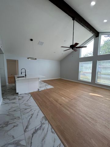 11803 Charing Cross RD, Austin, TX 78759
