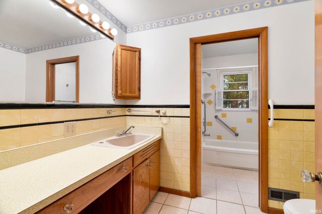 1334 N 550 W, West Lafayette, IN 47906