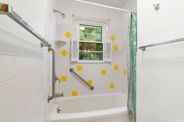 1334 N 550 W, West Lafayette, IN 47906