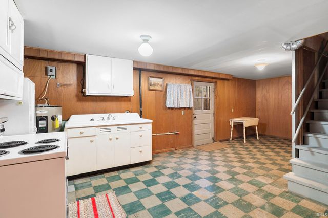 1334 N 550 W, West Lafayette, IN 47906