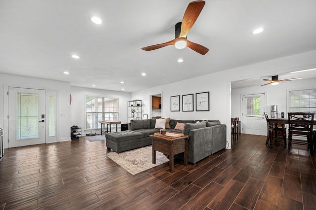 113 Stonegate Circle, Shelbyville, TN 37160