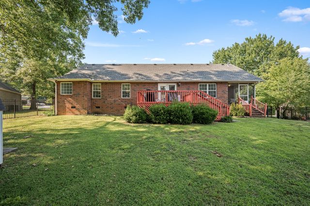 113 Stonegate Circle, Shelbyville, TN 37160