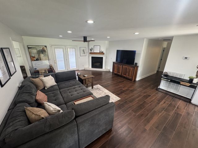 113 Stonegate Circle, Shelbyville, TN 37160