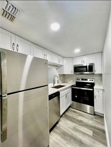 7108 WATERSIDE DRIVE 103, Tampa, FL 33617