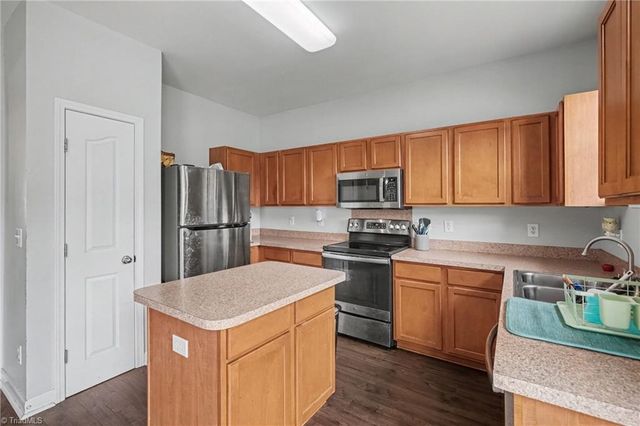 3932 Tarrant Trace Circle, High Point, NC 27265