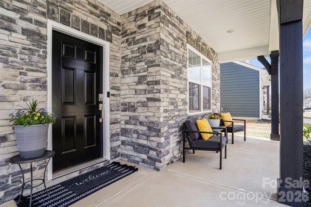 310 Hamptons Cove Road, Troutman, NC 28166