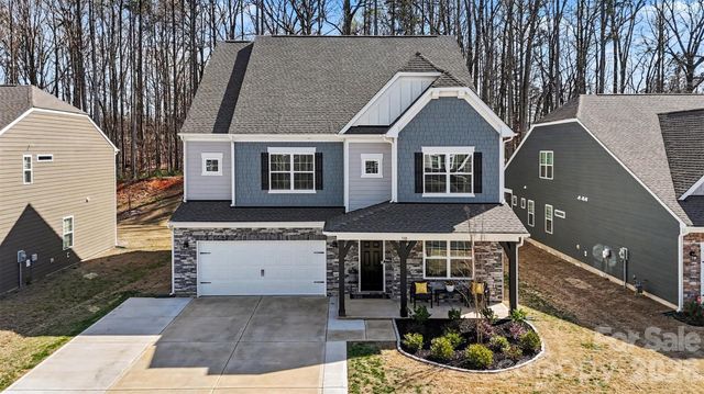 310 Hamptons Cove Road, Troutman, NC 28166