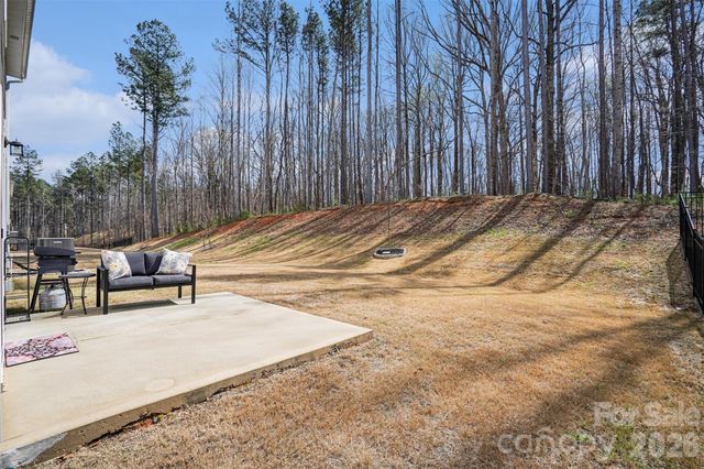310 Hamptons Cove Road, Troutman, NC 28166