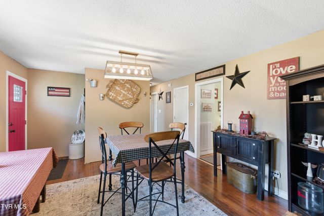 433 Mimosa Street, Mount Carmel, TN 37645