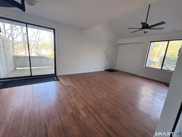 66 Mohawk Trail 66, Guilford, CT 06437