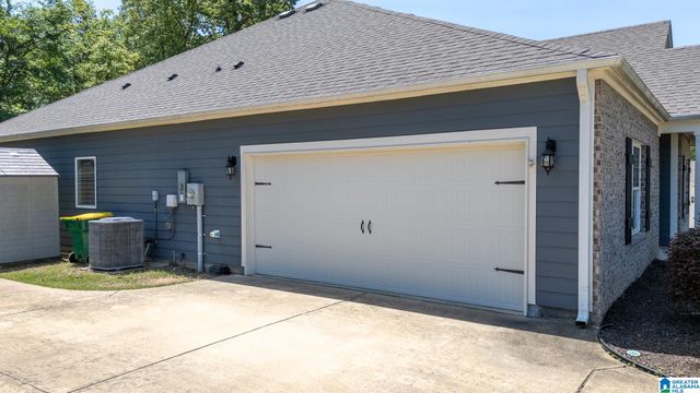 1189 MOUNTAIN LAUREL CIRCLE, Moody, AL 35004
