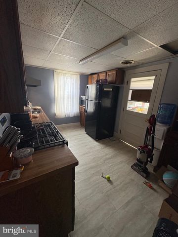 132-134 W CAMDEN WYOMING AVE, Wyoming, DE 19934