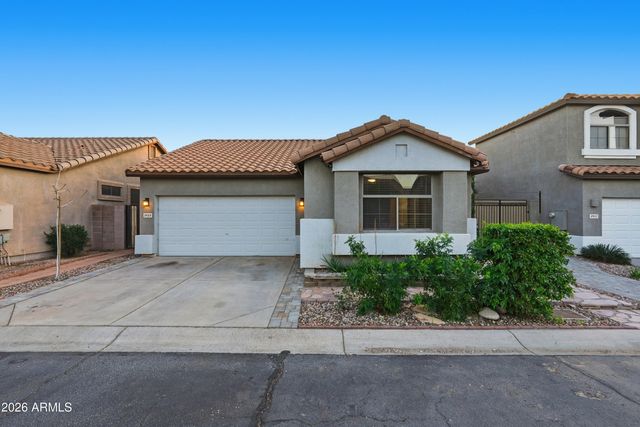 8923 E CAPRI Avenue, Mesa, AZ 85208