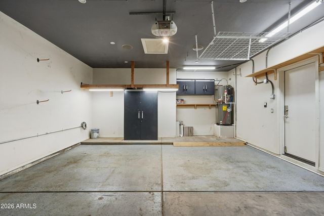 8923 E CAPRI Avenue, Mesa, AZ 85208