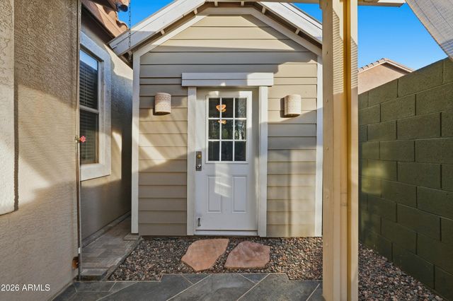 8923 E CAPRI Avenue, Mesa, AZ 85208