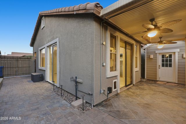 8923 E CAPRI Avenue, Mesa, AZ 85208