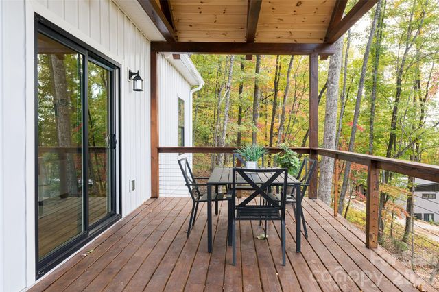 1487 Golf Course Road, Old Fort, NC 28762