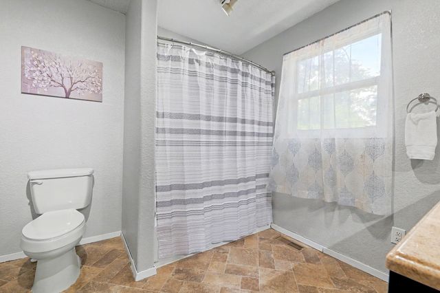 1416 N Buckner St., Derby, KS 67037