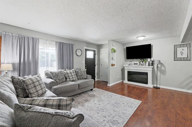 1416 N Buckner St., Derby, KS 67037