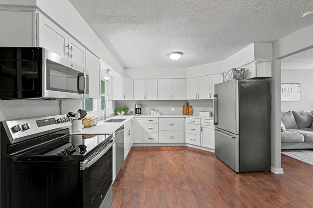1416 N Buckner St., Derby, KS 67037