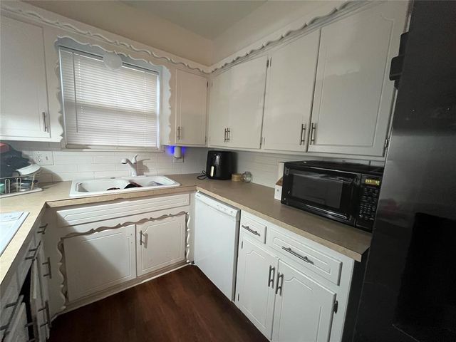 2516 SW 69th Street, Oklahoma City, OK 73159