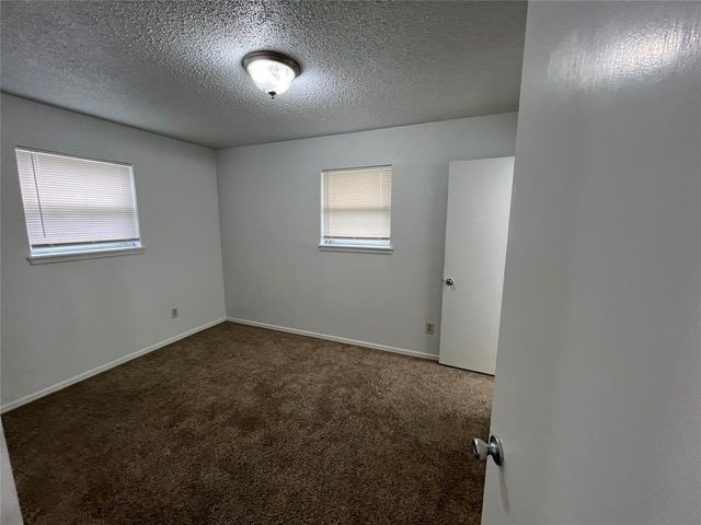 2516 SW 69th Street, Oklahoma City, OK 73159