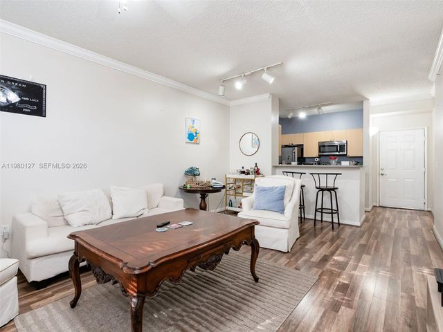 1900 Van Buren St 112B, Hollywood, FL 33020