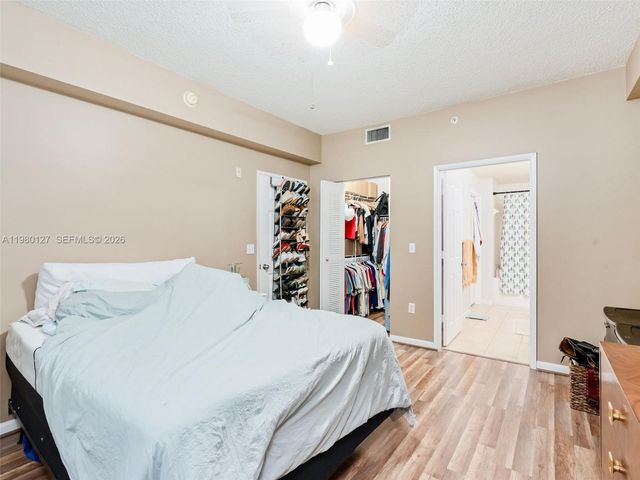 1900 Van Buren St 112B, Hollywood, FL 33020