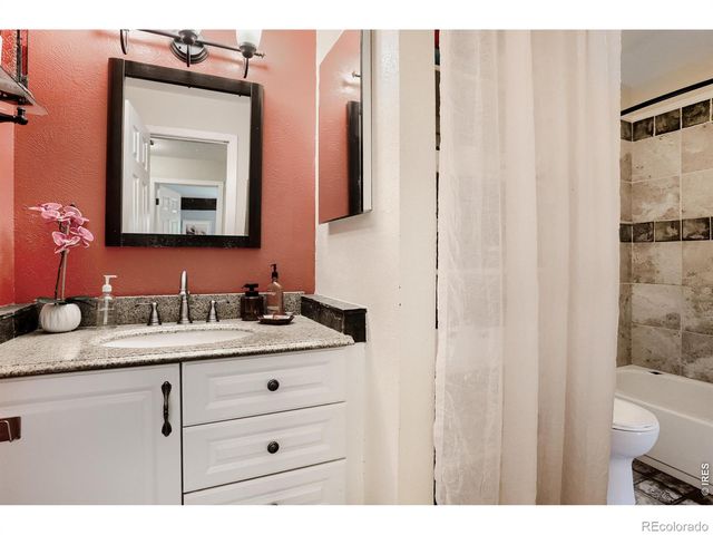 4723 Tantra Drive E6, Boulder, CO 80305