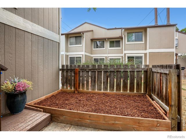 4723 Tantra Drive E6, Boulder, CO 80305