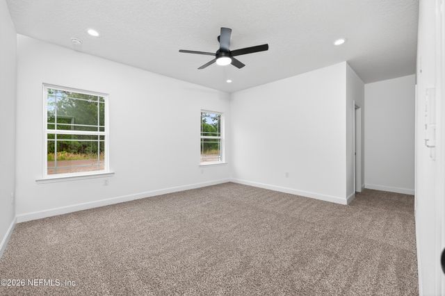 183 CRESTVIEW Drive, Palatka, FL 32177