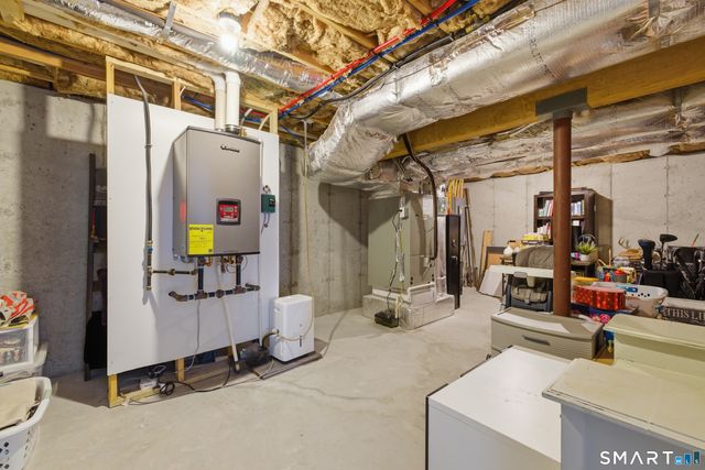 26 Quakertown Meadows, Ledyard, CT 06339