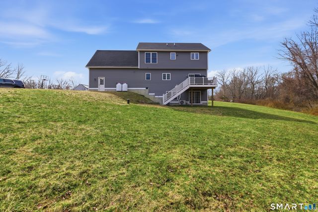 26 Quakertown Meadows, Ledyard, CT 06339