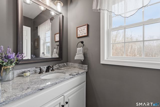 26 Quakertown Meadows, Ledyard, CT 06339