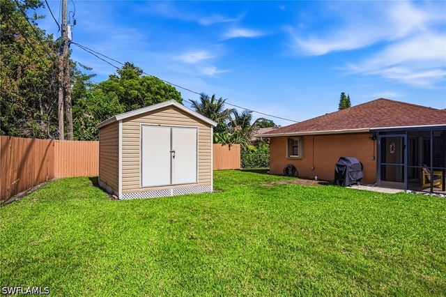9792 Kentucky ST, Bonita Springs, FL 34135