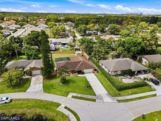 9792 Kentucky ST, Bonita Springs, FL 34135