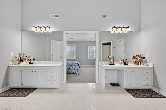 291 Birchridge Drive, Kernersville, NC 27284