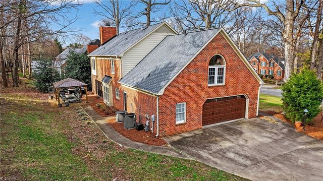 291 Birchridge Drive, Kernersville, NC 27284