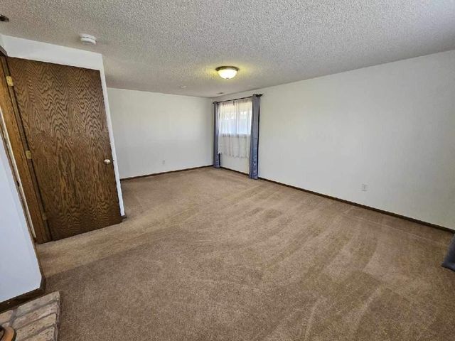8792 N Maplebrook Circle 8792, Brooklyn Park, MN 55445