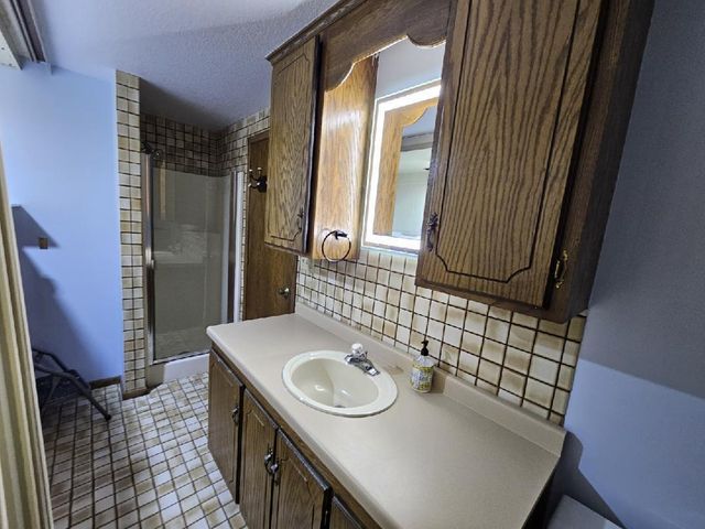 8792 N Maplebrook Circle 8792, Brooklyn Park, MN 55445