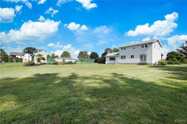 9389 Caughdenoy Road, Clay, NY 13029