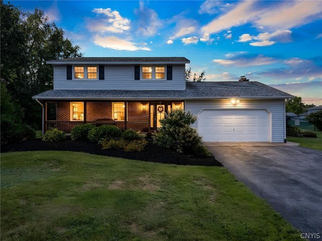 9389 Caughdenoy Road, Clay, NY 13029
