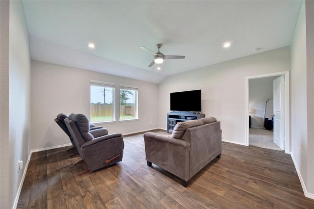 2619 Lost Holly Lane, Conroe, TX 77301